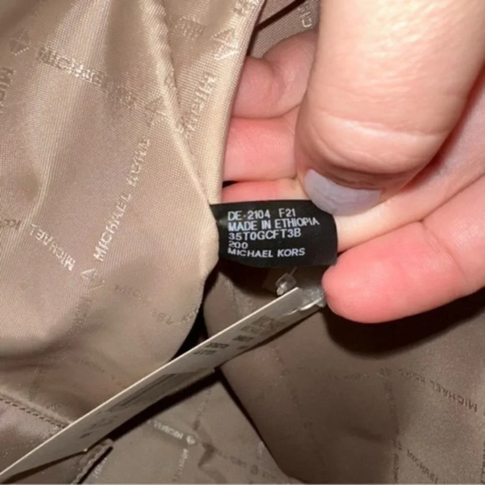 Michael Kors Charlotte Large Logo Top-Zip Tote Carryall Bag in Brown - Picture 4 of 14